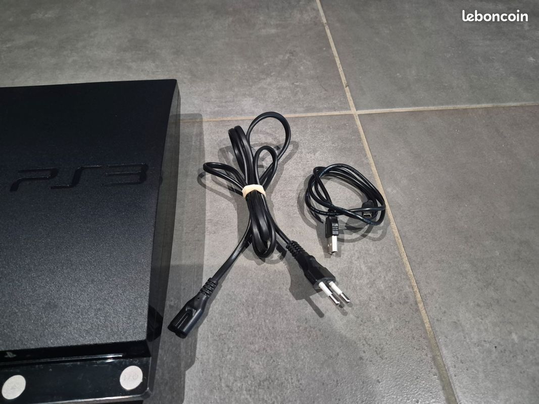 Console PS3 Slim 500 Go + 12 jeux (image 6)