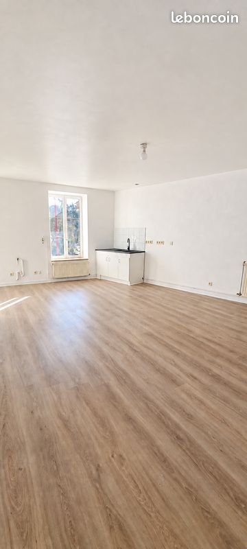 Appartement 5 pièces 75 m² · à Châtillon-sur-Chalaronne · 75 m² · 800 €/mois