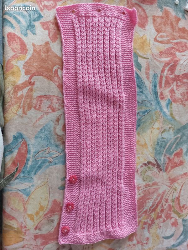 Bonnet et écharpe point tricot coeur pouvant se nouer fillette pour 2 / 3 ans (image 4)