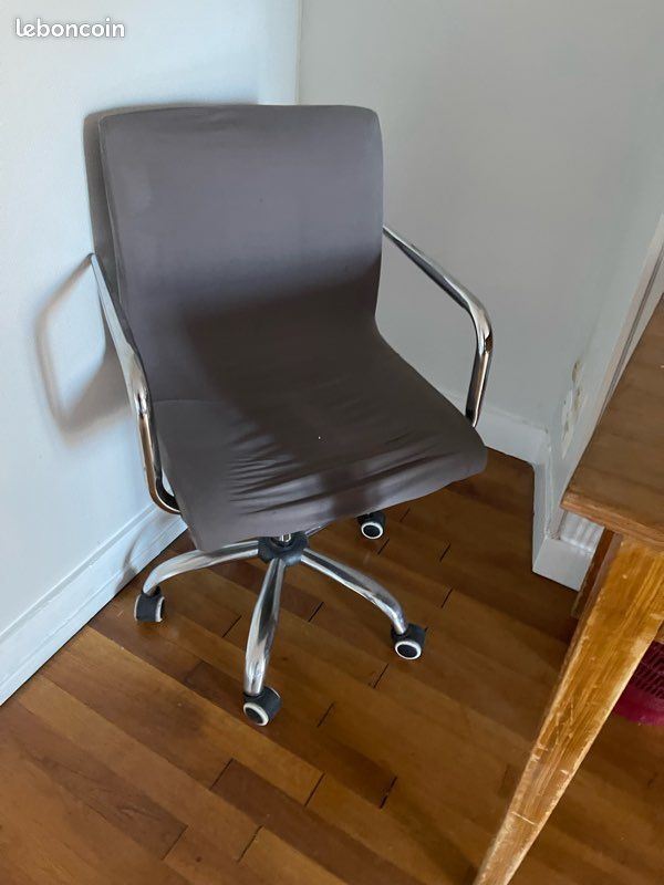 3 Fauteuils de bureau et 3 chaises (image 5)