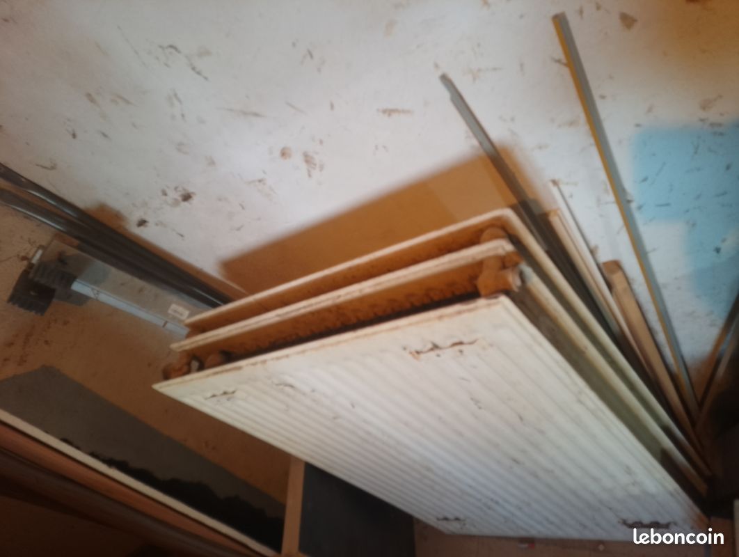 Radiateur vertical 100.5/73 (image 1)