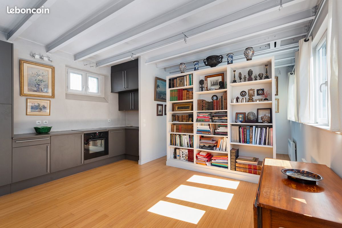 Appartement 2 pièces 31 m² · à Paris · 31 m² · 350 000 €