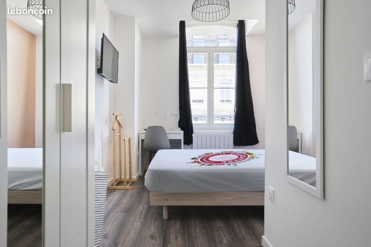Appartement 1 pièce 15 m² · à Lille · 15 m² · 665 €