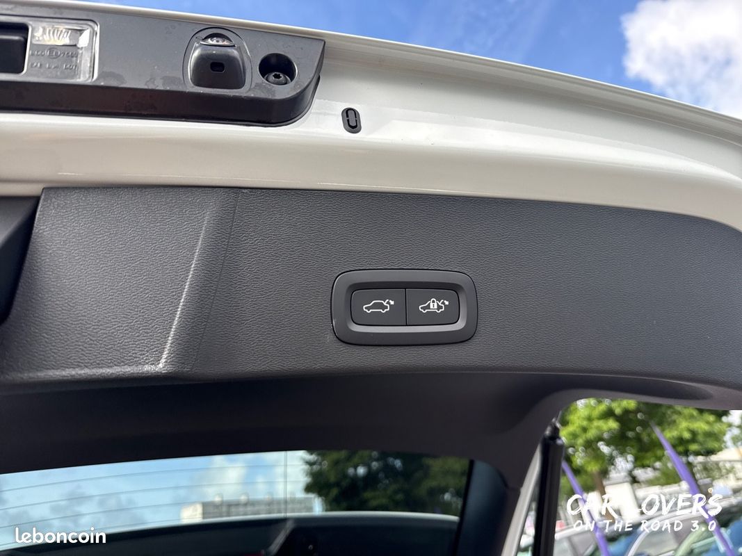 VOLVO XC40 B3 163 ch DCT7 Plus (image 19)