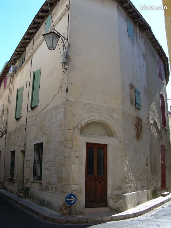Immeuble 5 pièces 101 m² · à Tarascon · 101 m² · 157 000 €