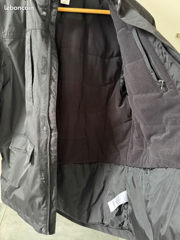 Veste randonnee zippee quechua d'occasion - Vêtements