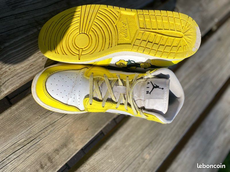 Nike Air Jordan Retro Yellow Floral Jordan Nike Air Jordan Youth - Main Image