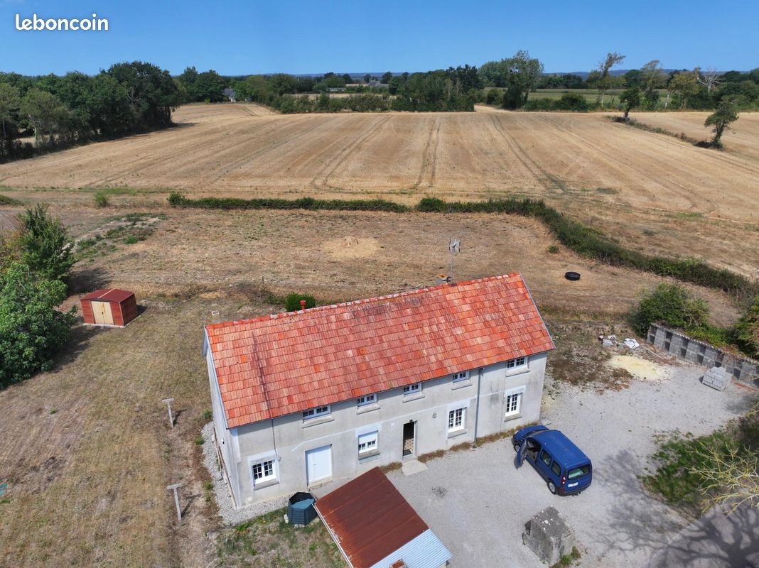 Maison 5 pièces 132 m² · à Saint-Nicolas-de-Pierrepont · 132 m² · 189 000 €