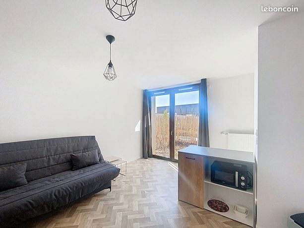 Studio 1 pièce 28 m²