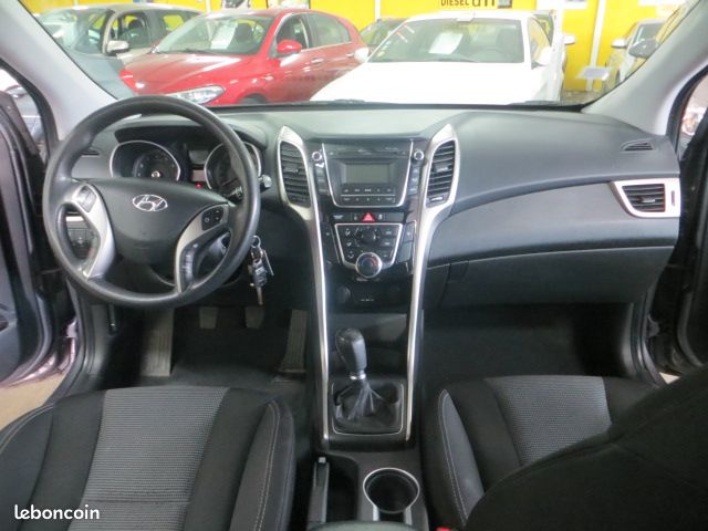 HYUNDAI I 30 1.4 I 100CH BV6 PACK EVIDENCE 6 cv, 5 portes Tbe Crit'Air 1 (image 9)