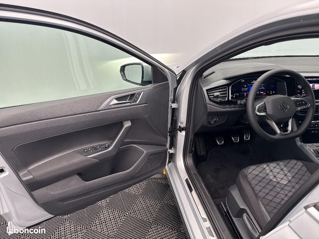 Volkswagen Polo 1.0 TSI 95 S&S BVM5 R-Line Edition (image 18)