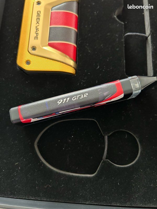 Coffret Porsche Geek Vape Ageis Legend 3 - Collection Coffret Porsche Geek Vape Ageis Legend 3 - Collection