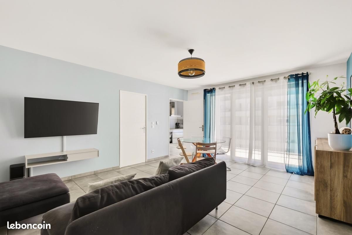 Appartement 4 pièces 77 m² · à Lyon · 77 m² · 330 000 €