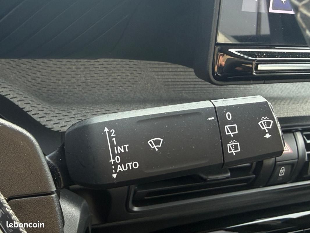 Citroën C3 Turbo 100 ch Manuelle Max (image 11)
