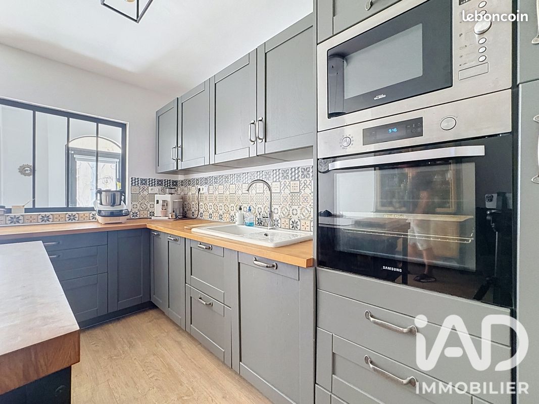Maison 8 pièces 142 m² · à Fabrezan · 142 m² · 169 000 €