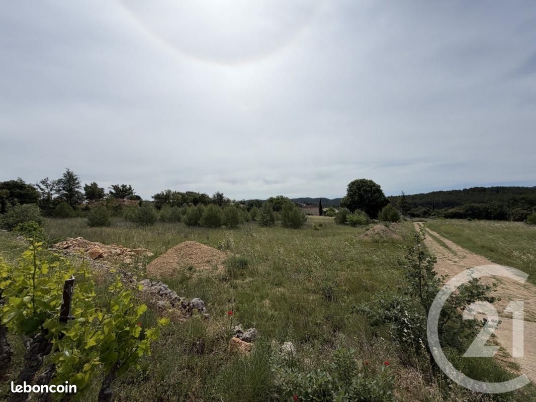 Terrain 1 106 m² Carces · à Carcès · 145 000 €