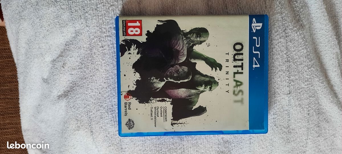 Jeu PS4 Outlast Trilogie (REMISE EN MAIN PROPRE) (image 1)