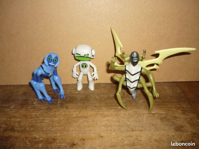 3 figurines Ben Ten (image 1)