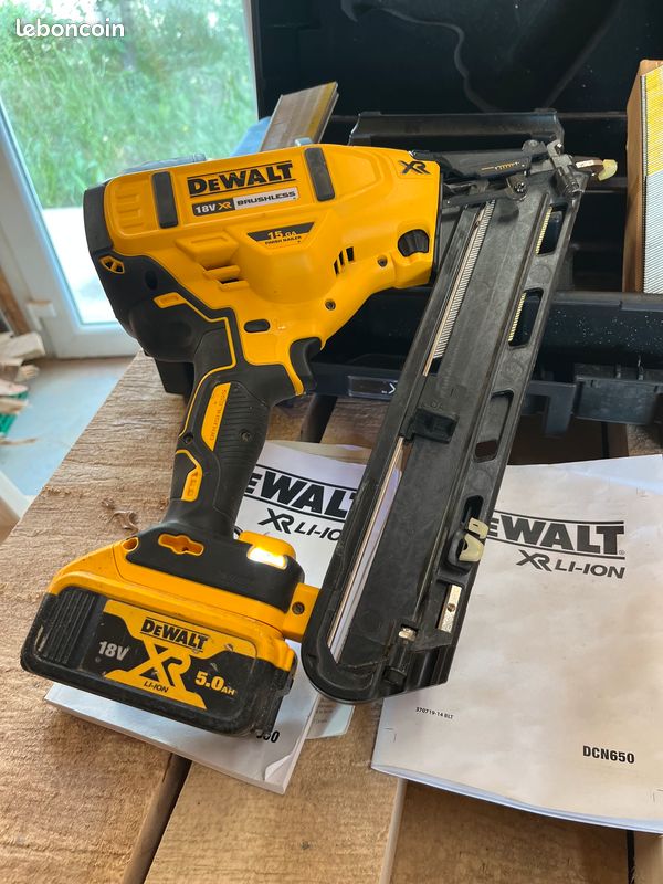 Cloueur Dewalt (image 3)