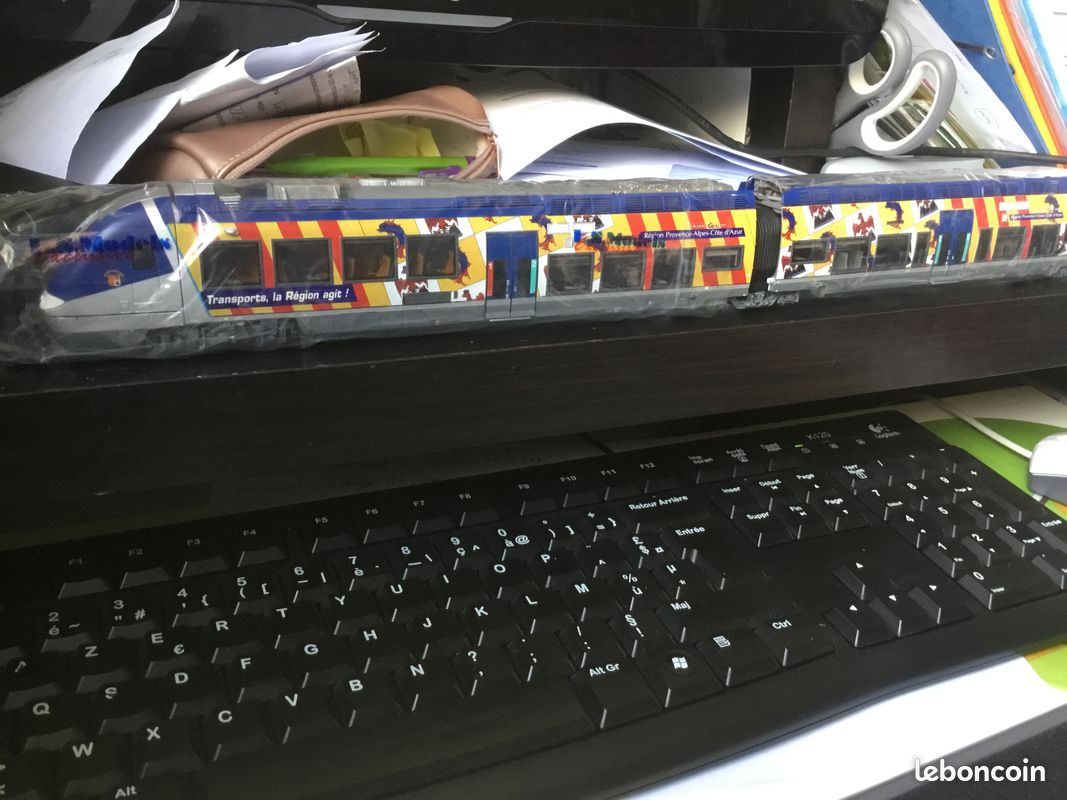 Train Miniature LS Models AGC 4 Caisses - PACA AIX - Ep VI - H0 - Neuf
