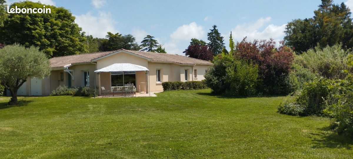 Maison 5 pièces 114 m² · à Sainte-Colombe-en-Bruilhois · 114 m² · 245 000 €