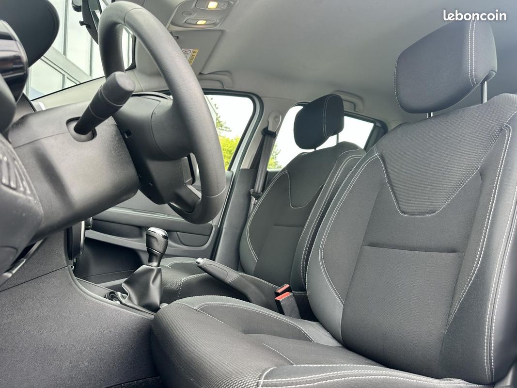 RENAULT CLIO 1.5 ENERGY DCI 75 Société Air MédiaNav GARANTIE 12 MOIS (image 14)