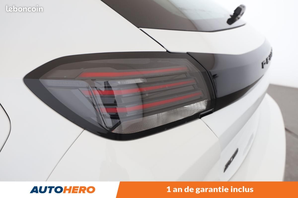 Peugeot 208 1.2 Hybrid Style e-DCS6 100 ch (image 27)