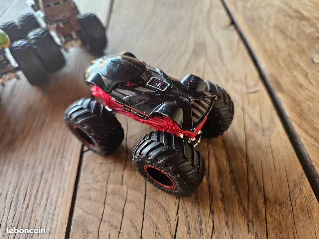 Lot de 4 mini monstre truck Hot Wheels 1/64 (image 6)