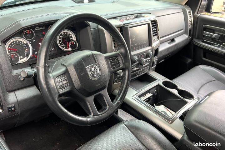 DODGE RAM V8 5.7L QuadCab Sport 345CV Garantie 12 mois (image 2)