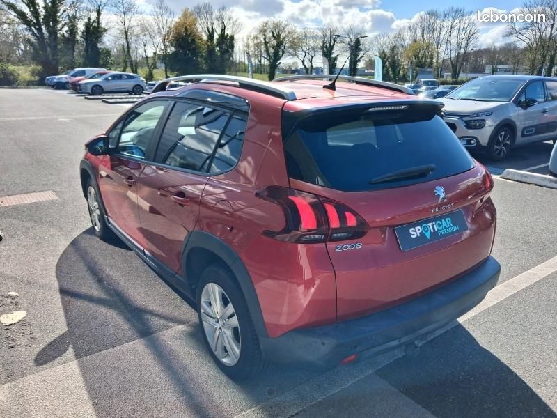 Peugeot 2008 1.5 BlueHDi 100 Signature (image 9)