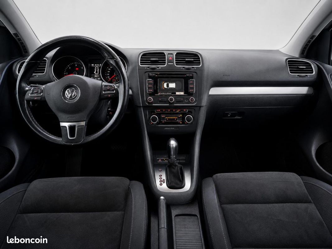 VOLKSWAGEN GOLF 1.6 16V TDI CR FAP - 105 - BV DSG 7 VI BERLINE Carat (image 11)