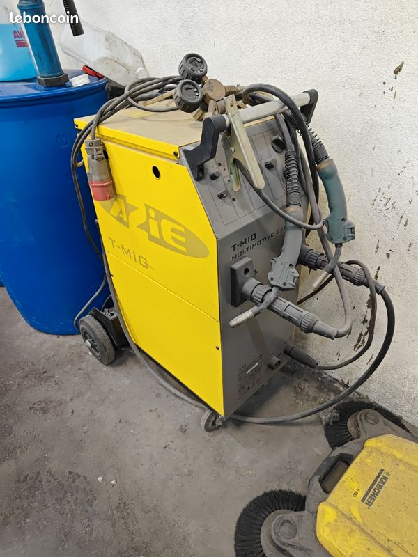 Poste MIG carrosserie Migatronic Multimotive 220 Duo – 400 V – 2 torches (image 1)
