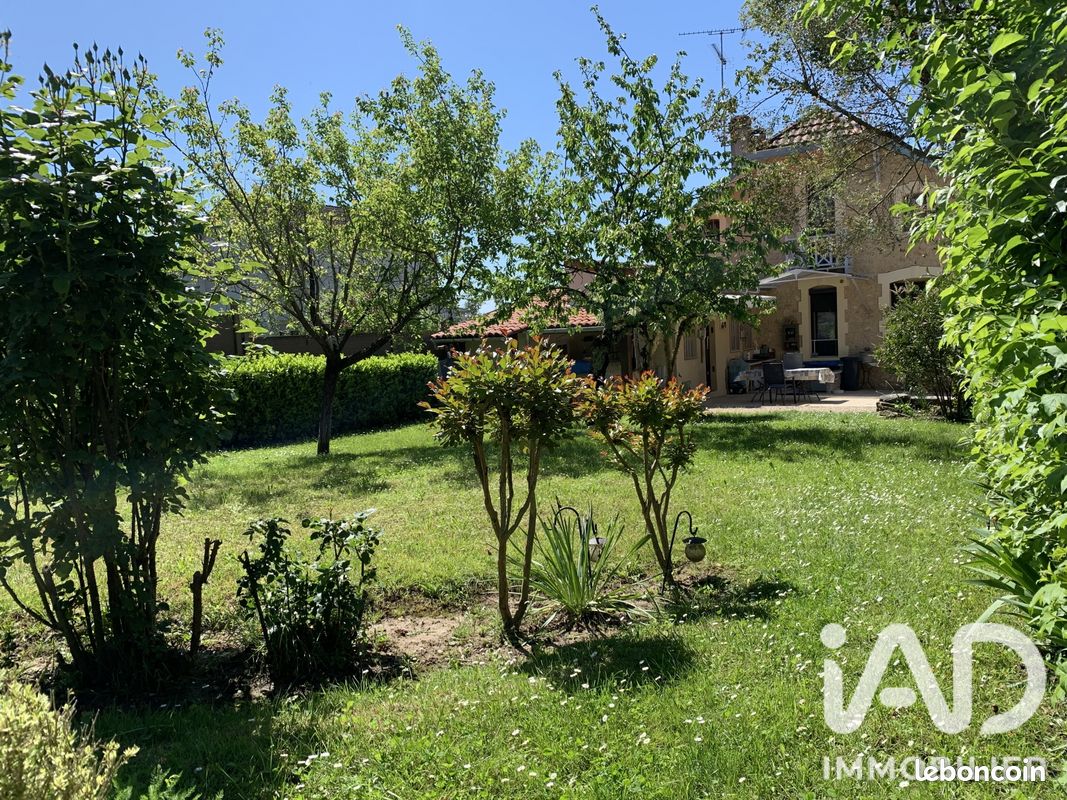 Maison 5 pièces 151 m² · à Bergerac · 151 m² · 260 000 €