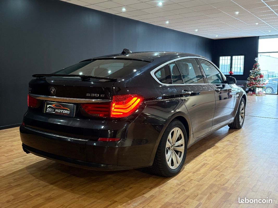 BMW SERIE 5 TOURING F11 530d xDrive 258ch Luxe A (image 4)