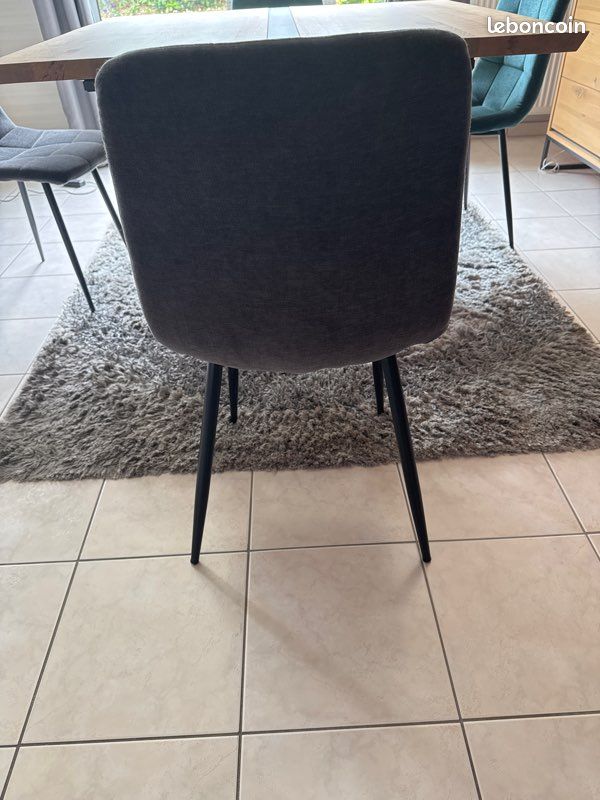 Table salle à manger (image 8)