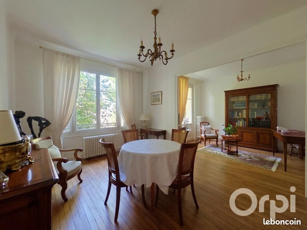 Appartement 2 pièces 71 m² · à Vichy · 71 m² · 185 000 €