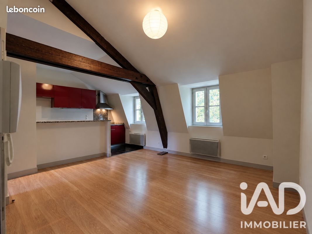 Appartement 3 pièces 48 m² · à Chinon · 48 m² · 90 000 €