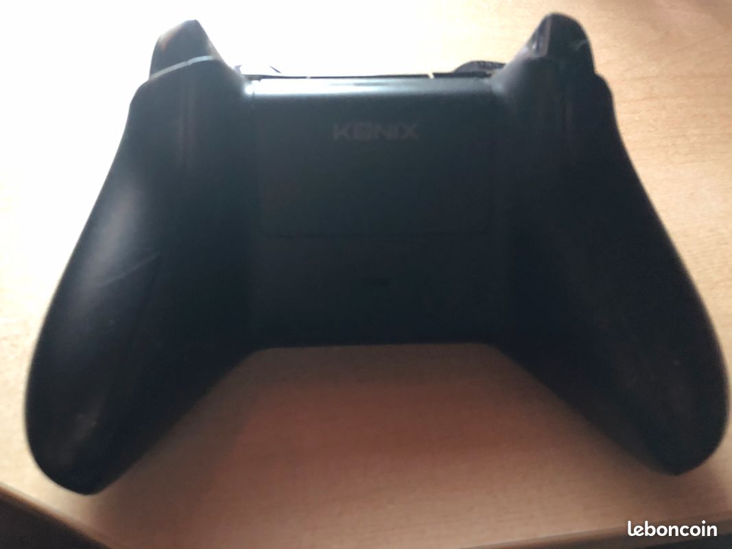 XBOX ONE 500 Go Manette avec batterie (image 3)