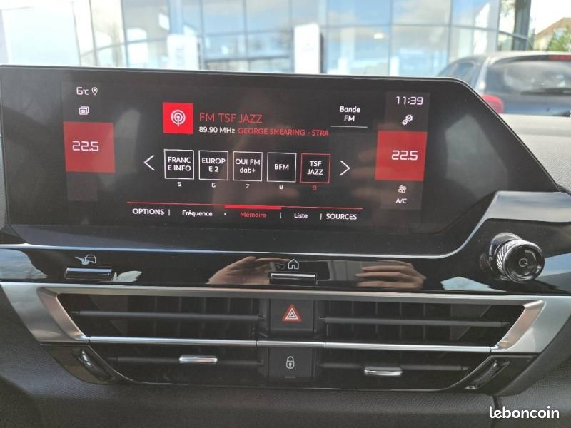 Citroen C4 PureTech 100ch S&S Feel (image 12)