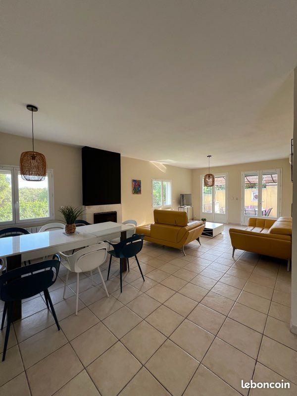Maison 5 pièces 130 m² · à La Garde-Adhémar · 130 m² · 1 400 €/mois