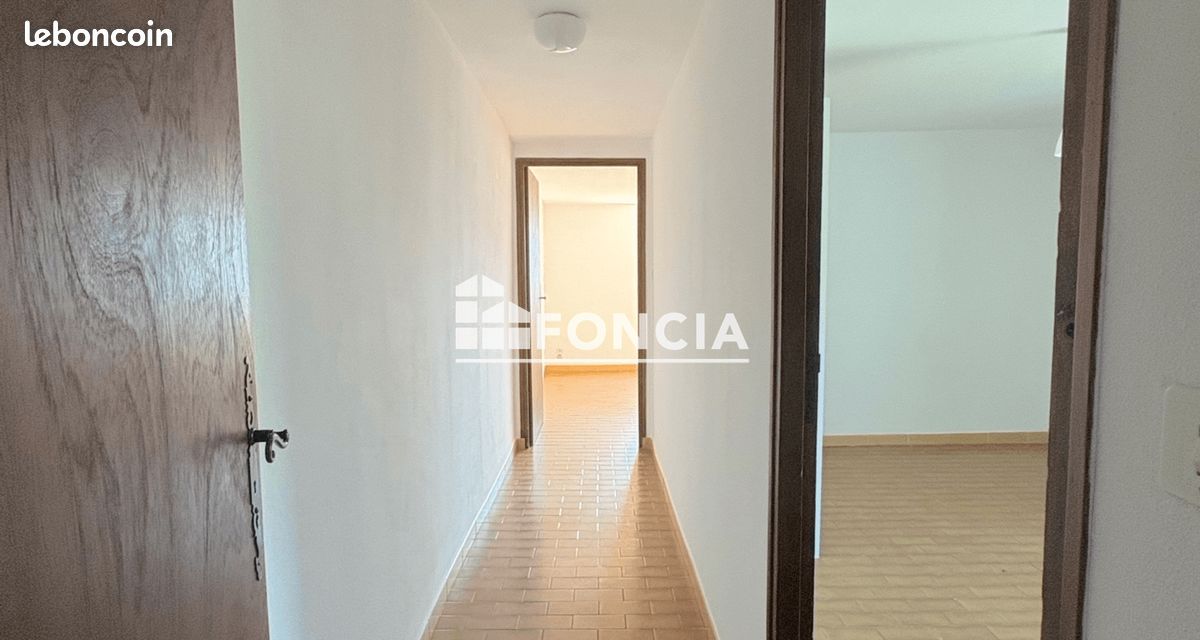 House (image 5)
