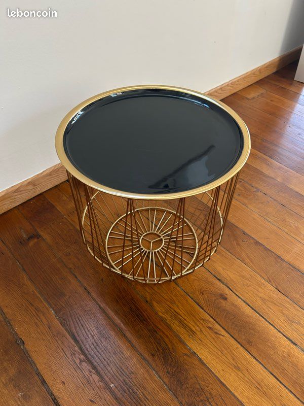 Table d’appoint (image 2)