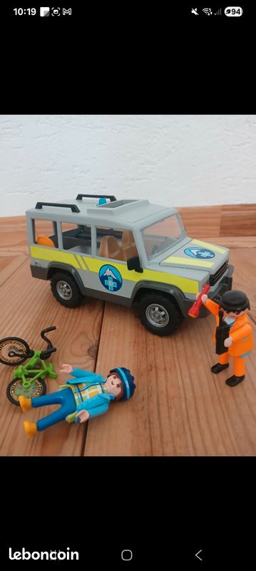 Ambulance de montagne playmobil (image 1)