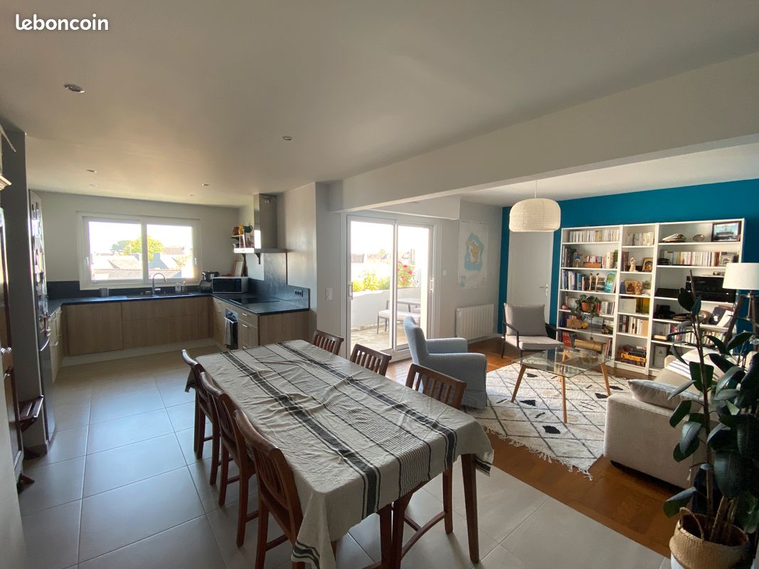 Appartement 4 pièces 84 m² · à Larmor-Plage · 84 m² · 1 360 €/mois