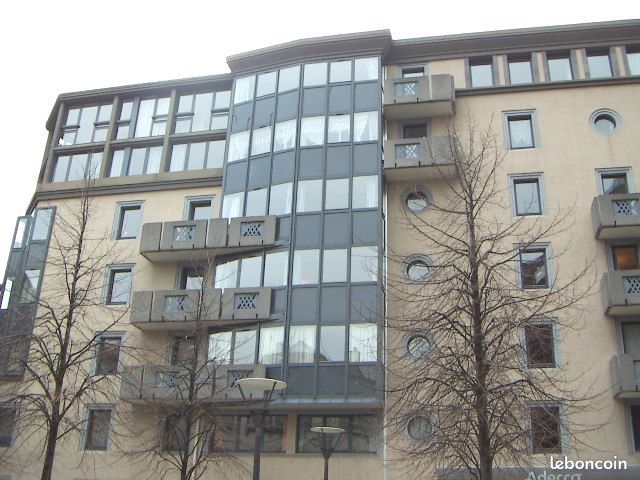 Appartement 6 pièces 157 m² · à Clermont-Ferrand · 157 m² · 1 176 €