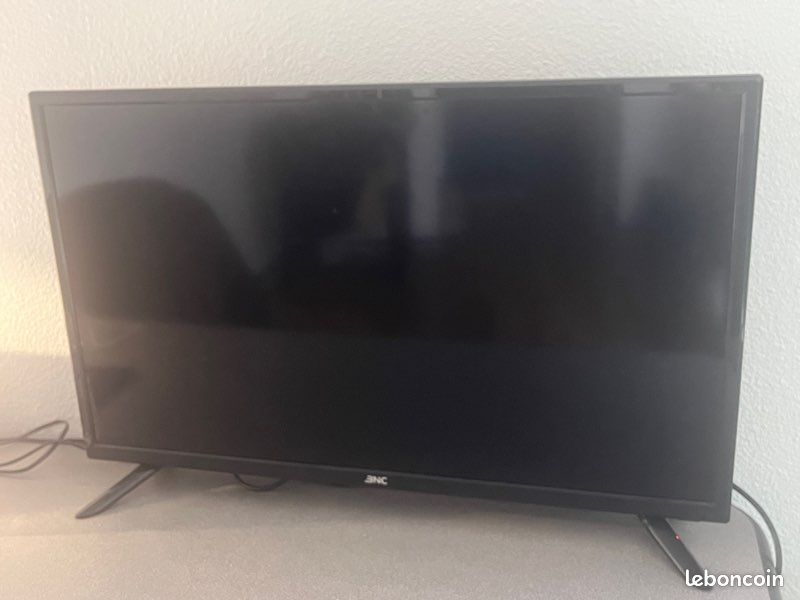 TV BNC 35 pouces (image 1)