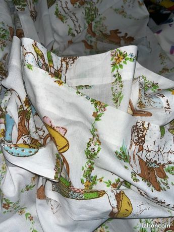 Coupon De Tissu Vintage Sarah Kay - 135x170 Cm - Polyester Et Coton - Occasion