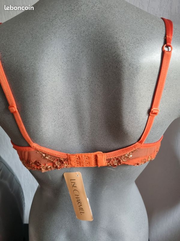 Lise Charmel | Paris | Soutien-gorge corbeille Désirs de Venise – Un Amour de lingerie Paris