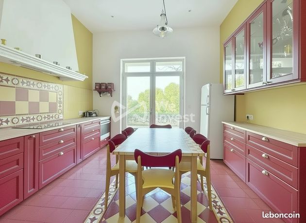 Propriété 11 pièces 278 m² — 9
