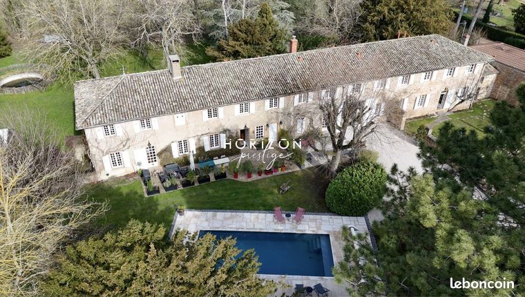 Propriété 16 pièces 540 m²